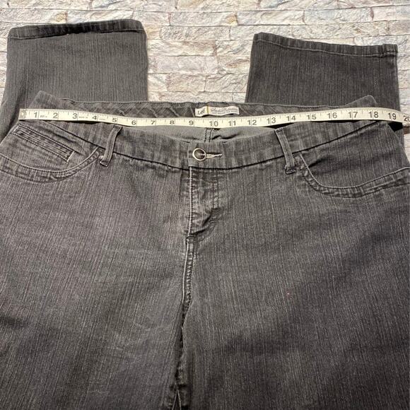 Ladies 16W medium Lee jeans - Picture 2 of 7